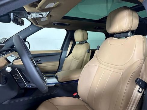New 2026 Land Rover Range Rover Sport SE image 5