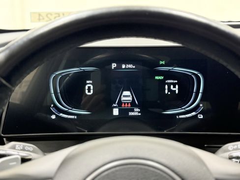 Used 2023 Kia Sportage EX image 16