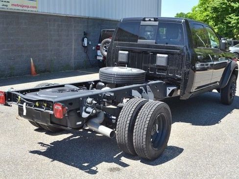 New 2026 RAM 5500 Tradesman AWD/4WD image 8