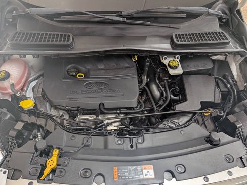 Used 2017 Ford Escape SE AWD/4WD image 23