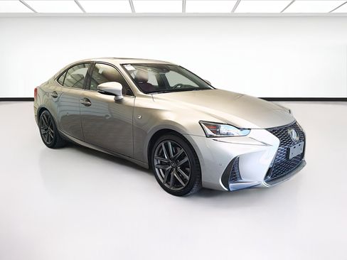 Used 2019 Lexus IS 300 F Sport w/ F Sport Package RWD image 3