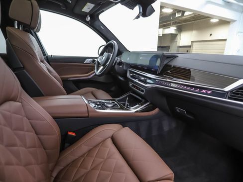 Certified 2026 BMW X7 xDrive40i AWD/4WD image 38