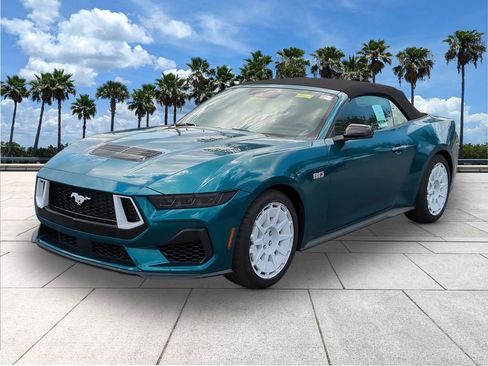 New 2026 Ford Mustang GT Premium w/ GT Performance Package RWD image 4