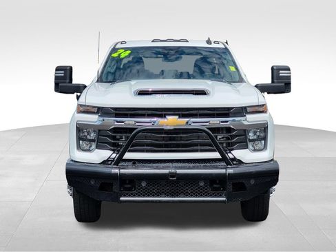 Used 2024 Chevrolet Silverado 3500 LT w/ Convenience Package AWD/4WD image 6