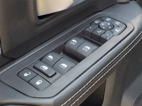 New 2025 RAM 2500 Big Horn image 12