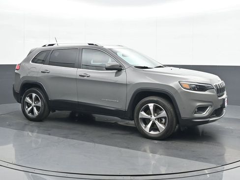 Used 2021 Jeep Cherokee Limited image 8
