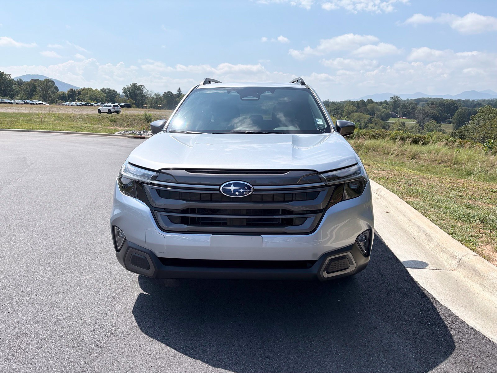 New 2026 Subaru Forester Premium AWD/4WD image 2