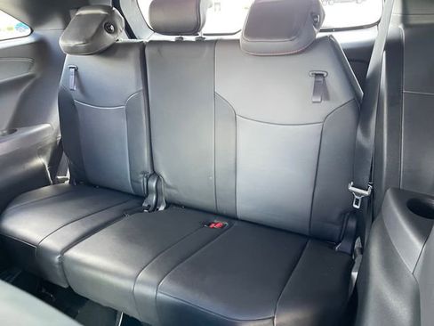 Used 2021 Toyota Sienna XSE AWD/4WD image 18
