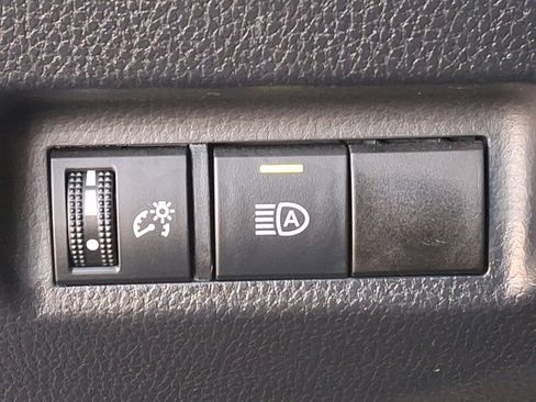 Certified 2021 Toyota RAV4 XLE image 25