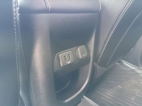 Used 2021 GMC Canyon Denali AWD/4WD image 9