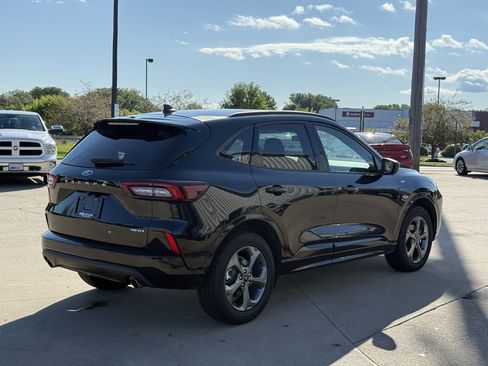 Used 2023 Ford Escape ST-Line image 7