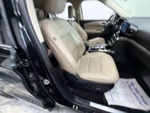 Used 2021 Ford Explorer Limited AWD/4WD image 20
