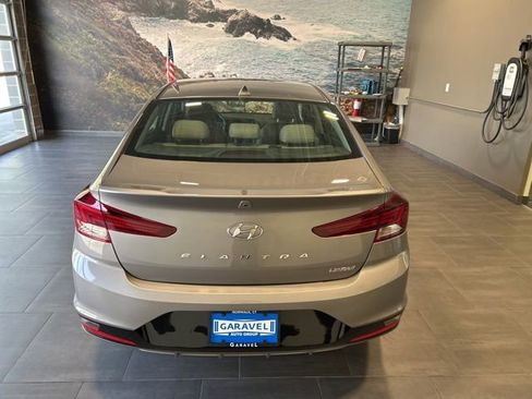 Used 2020 Hyundai Elantra Limited w/ Ultimate Package 03 FWD image 36