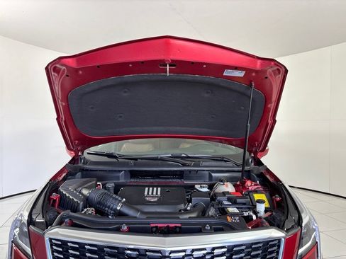 Used 2025 Cadillac XT5 Premium Luxury w/ Technology Package FWD image 11