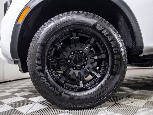 Used 2025 Ford Ranger XL w/ Trailer Tow Package image 19