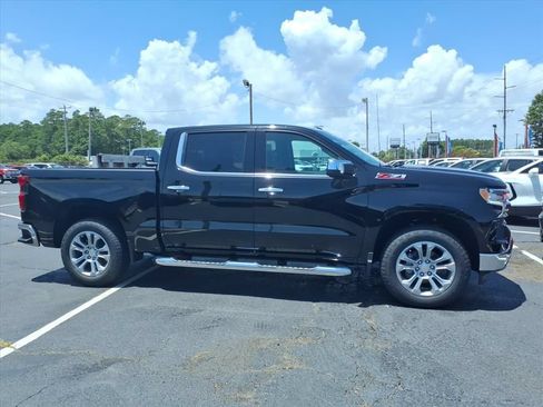 New 2026 Chevrolet Silverado 1500 LTZ w/ Z71 Off-Road Package AWD/4WD image 2