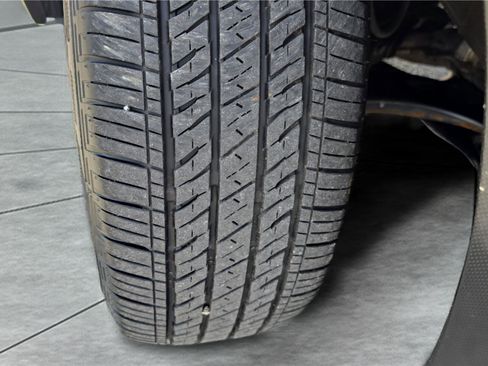 Used 2023 Subaru Forester Premium image 31