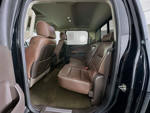 Used 2015 Chevrolet Silverado 2500 High Country w/ Duramax Plus Package AWD/4WD image 26