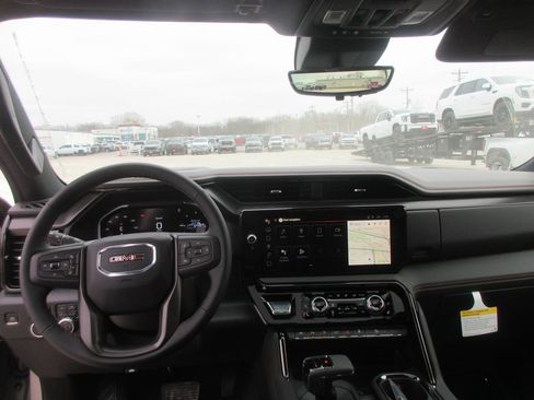 New 2026 GMC Sierra 1500 AT4 w/ AT4 Premium Package image 17