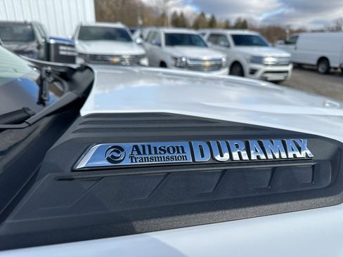 Used 2022 Chevrolet Silverado 3500 LTZ w/ LTZ Convenience Package image 37