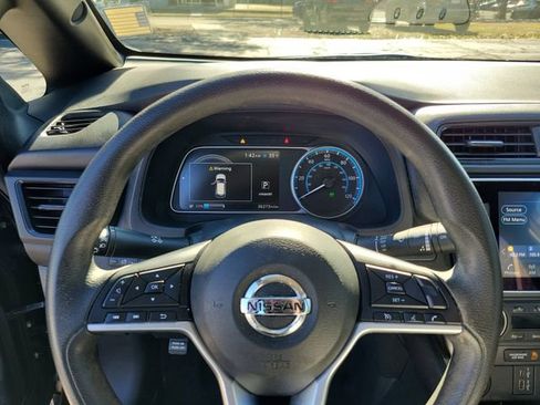 Used 2022 Nissan Leaf S Plus image 17