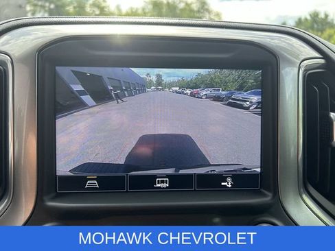 Used 2022 Chevrolet Silverado 2500 LT w/ Midnight Edition AWD/4WD image 15