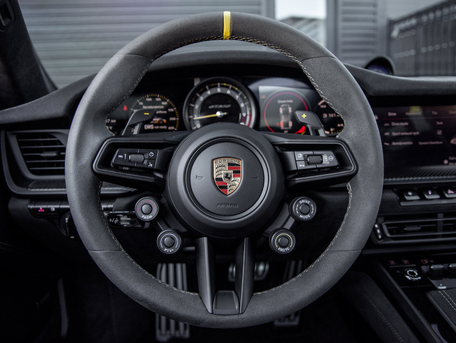 Certified 2025 Porsche 911 GT3 RS RWD image 43