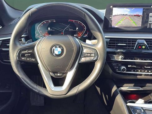 Used 2023 BMW 530i xDrive w/ Premium Package AWD/4WD image 17