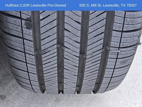 Used 2023 Jeep Grand Wagoneer L Series II w/ Premium Group II AWD/4WD image 16