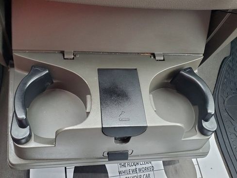 Used 2008 Dodge Ram 1500 Truck ST image 24