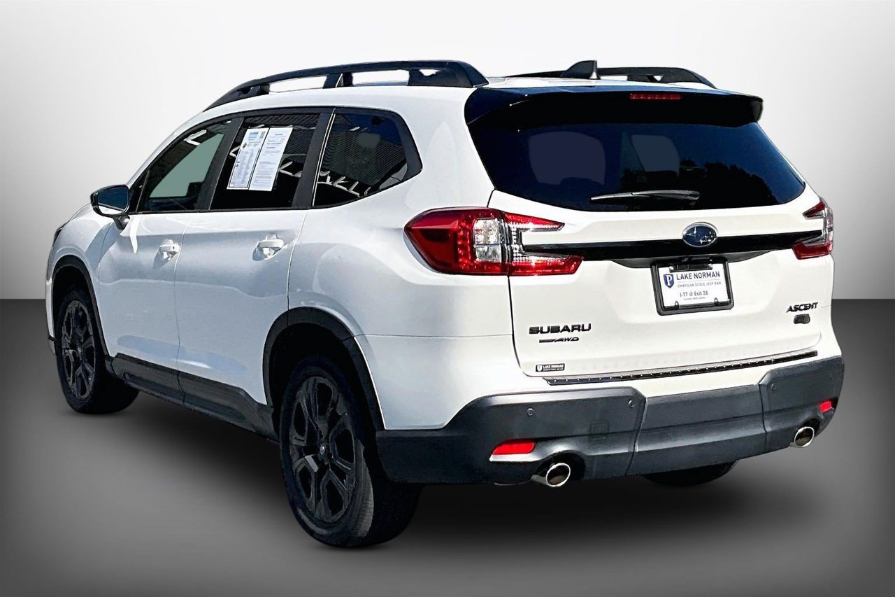 Used 2024 Subaru Ascent Onyx Edition Limited AWD/4WD image 6