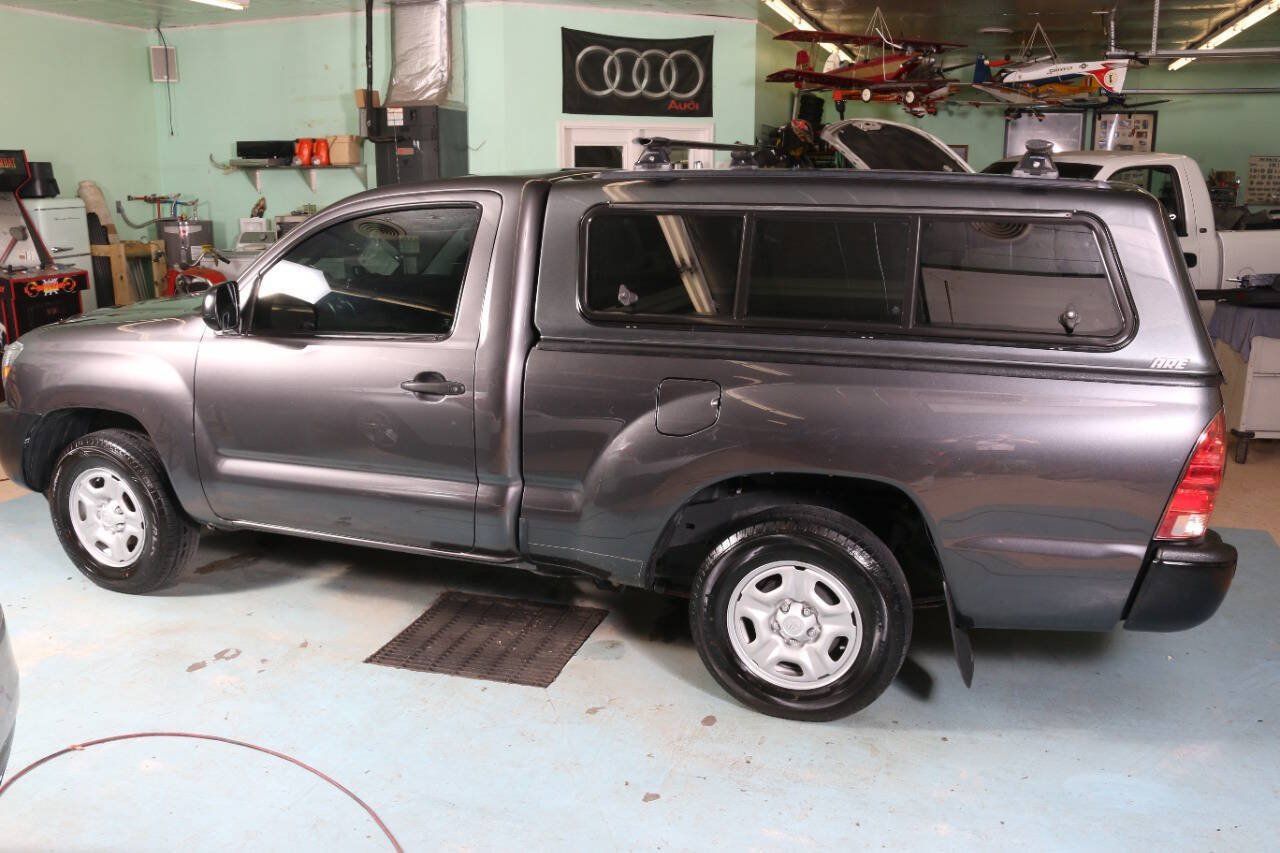Used 2011 Toyota Tacoma 2WD Regular Cab image 32