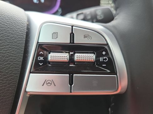 Used 2025 Kia Telluride S FWD image 23