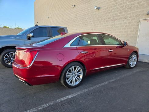 Used 2018 Cadillac XTS Luxury FWD image 2
