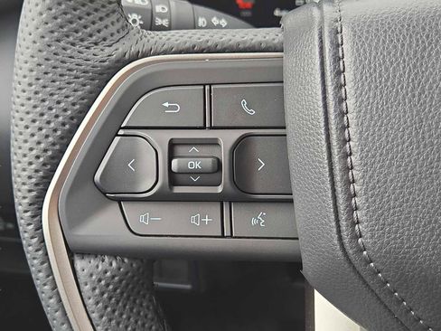 New 2026 Toyota Tundra Limited AWD/4WD image 22