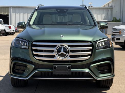 Used 2026 Mercedes-Benz GLS 580 4MATIC image 10
