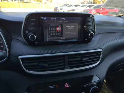 Used 2019 Hyundai Tucson SE image 23