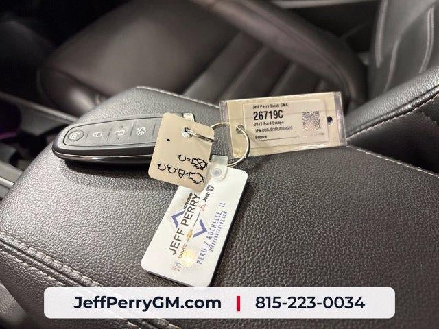 Used 2017 Ford Escape Titanium FWD image 30
