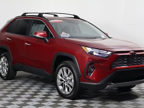 Used 2025 Toyota RAV4 Limited image 3