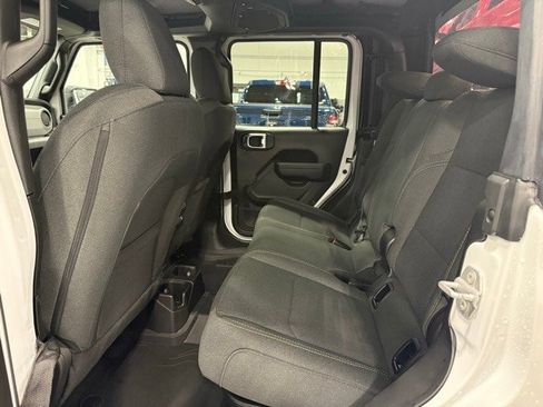 New 2026 Jeep Gladiator Sport image 19