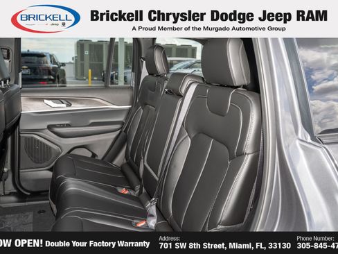 New 2025 Jeep Grand Cherokee Limited image 17