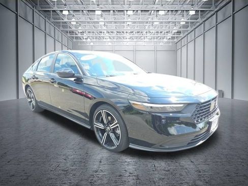 Used 2023 Honda Accord Sport image 13
