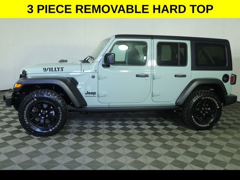 Used 2023 Jeep Wrangler Unlimited Sport AWD/4WD image 5