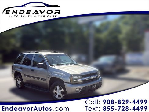 Used 2002 Chevrolet TrailBlazer LT AWD/4WD image 1