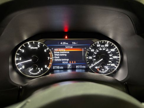 Used 2025 Nissan Altima 2.5 SV FWD image 40