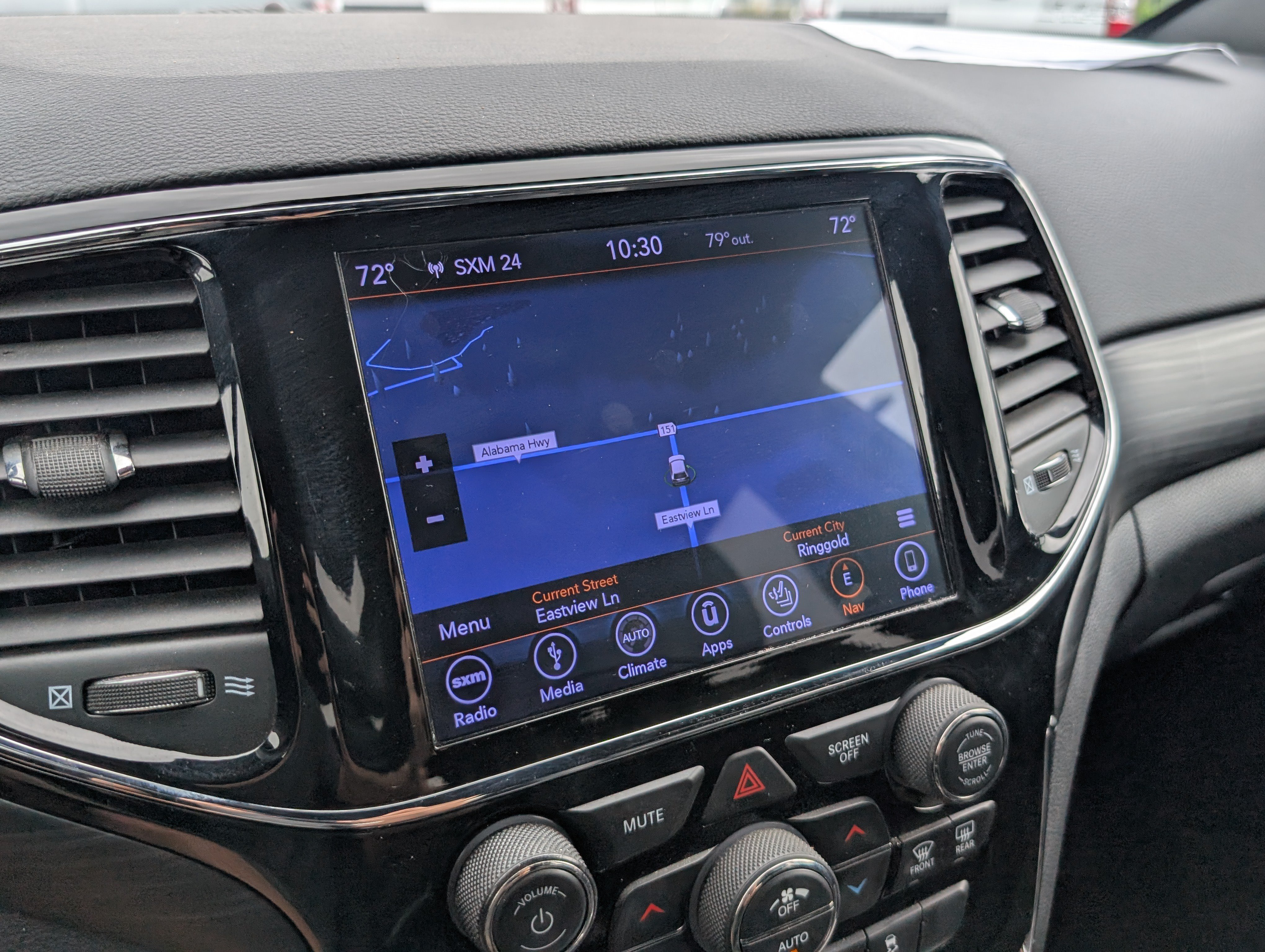 Used 2019 Jeep Grand Cherokee Altitude AWD/4WD image 16