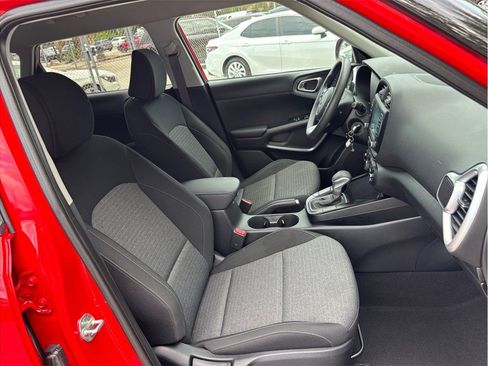 Used 2021 Kia Soul S FWD image 34
