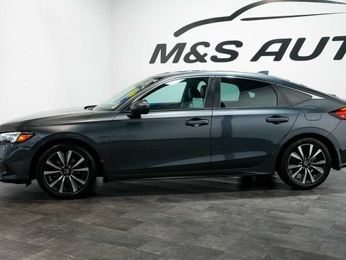 Used 2022 Honda Civic EX-L image 3