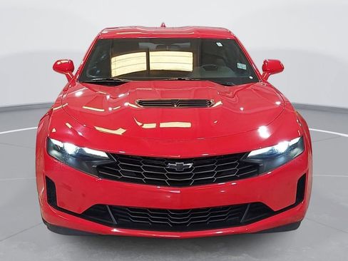 Used 2022 Chevrolet Camaro LT RWD image 2