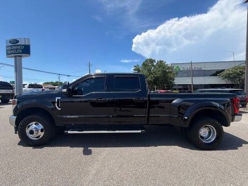 Used 2022 Ford F350 Lariat w/ Lariat Ultimate Package AWD/4WD image 5